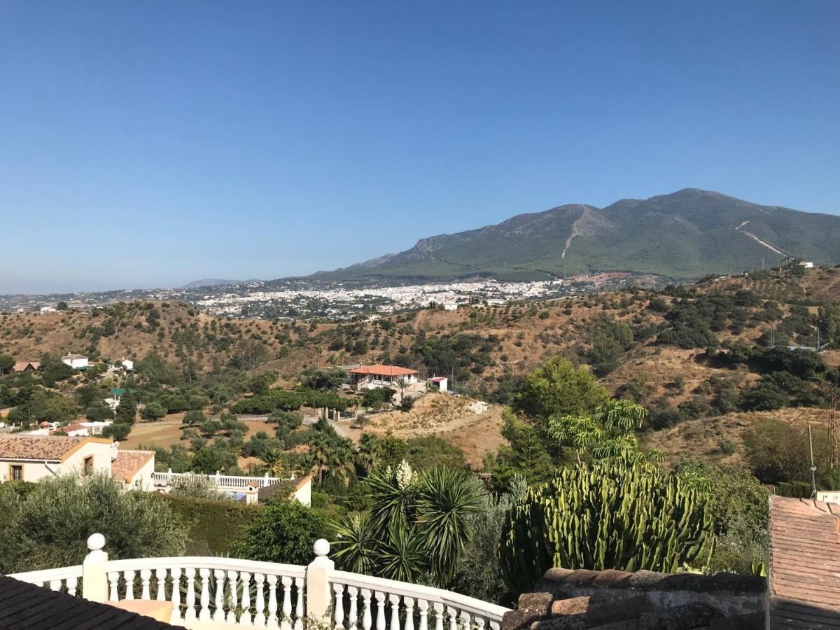 Studio Views Apartment, Cortijo Fruitful Hills Malaga Exterior photo